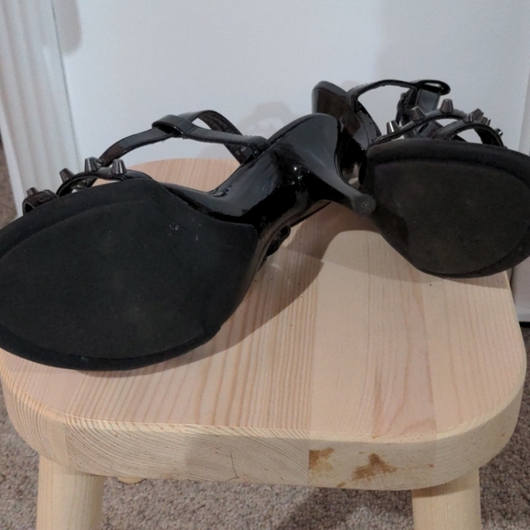 Like new studded black heels - Picture 3 of 3